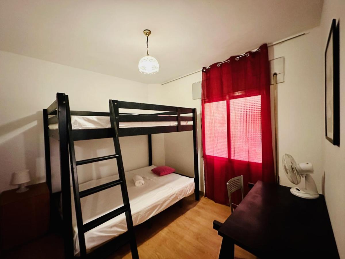 Punta Me Rooms Near The Gran Via Madrid Exterior foto